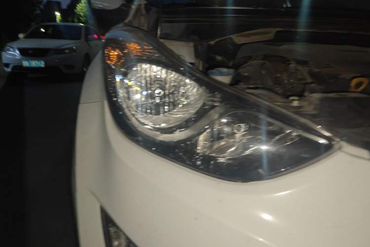 Used Hyundai Elantra (5th Generation / Langdong) 2015 1.6L Automatic Leading Model Right Front Headlight