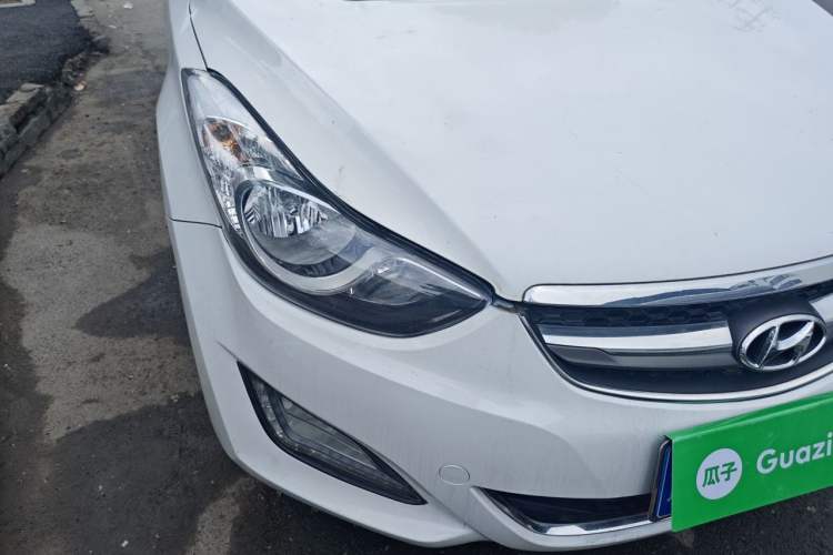 Used Hyundai Elantra (5th Generation / Langdong) 2015 1.6L Automatic Leading Model Right Front Headlight