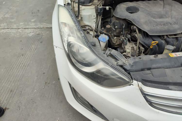 Used Hyundai Elantra (5th Generation / Langdong) 2015 1.6L Manual Fashion Edition Right Front Headlight