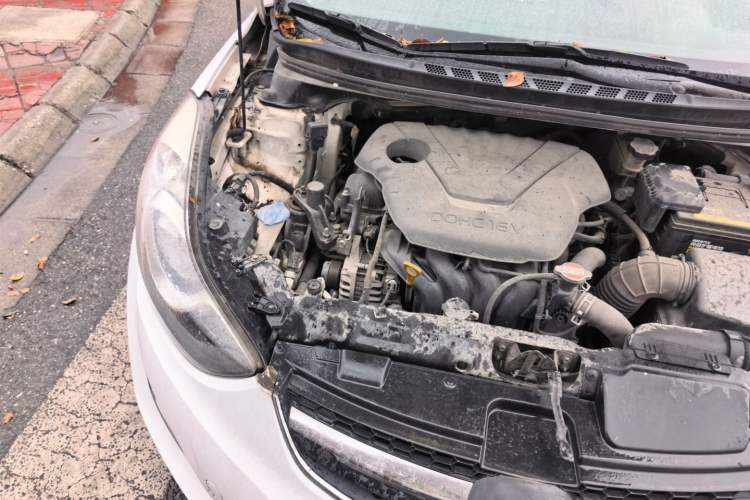 Used Hyundai Elantra (5th Generation / Langdong) 2015 1.6L Manual Fashion Edition Right Front Headlight