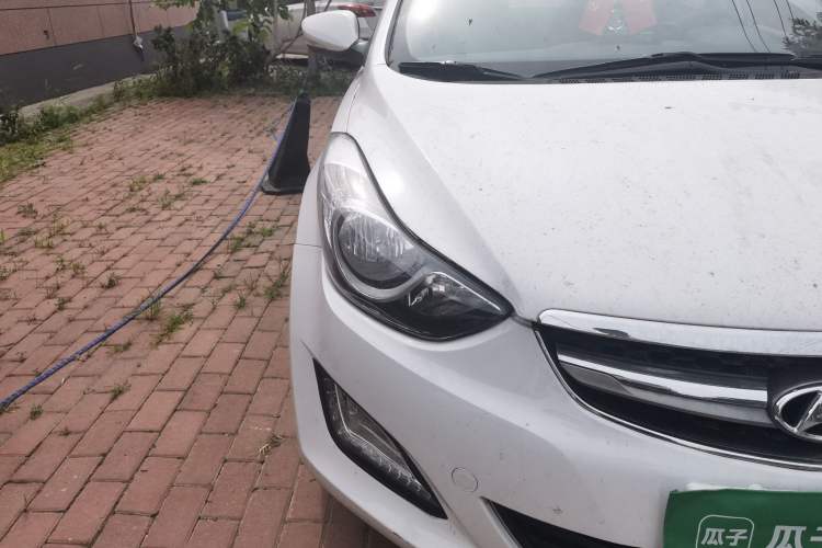 Used Hyundai Elantra (5th Generation / Langdong) 2015 1.6L Manual Leading Model Right Front Headlight