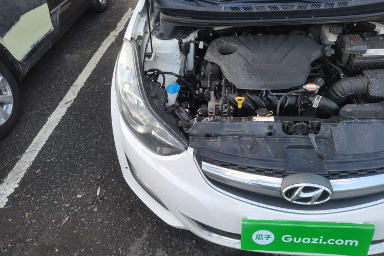 Used Hyundai Elantra (5th Generation / Langdong) 2015 1.6L Automatic Luxury Model Right Front Headlight