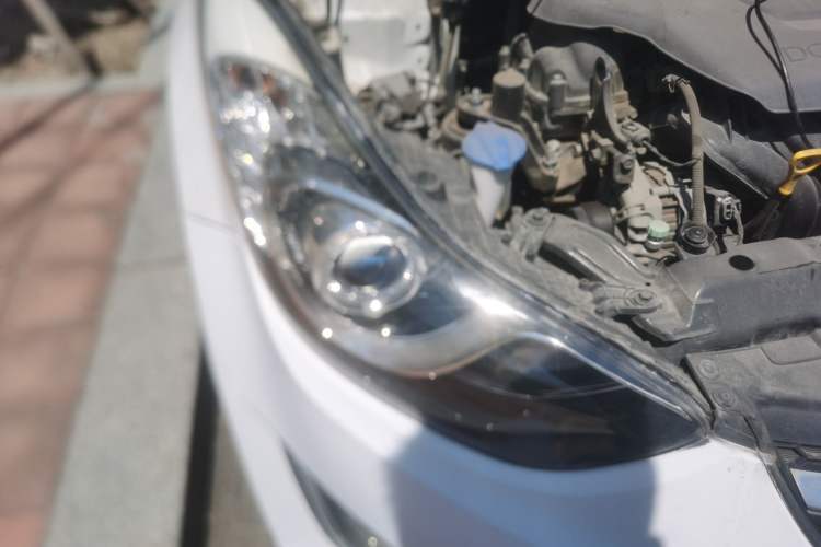 Used Hyundai Elantra (5th Generation / Langdong) 2015 1.6L Automatic Fashion Model Right Front Headlight