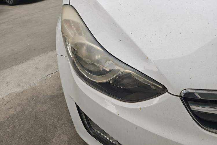 Used Hyundai Elantra (5th Generation / Langdong) 2015 1.6L Manual Leading Model Right Front Headlight