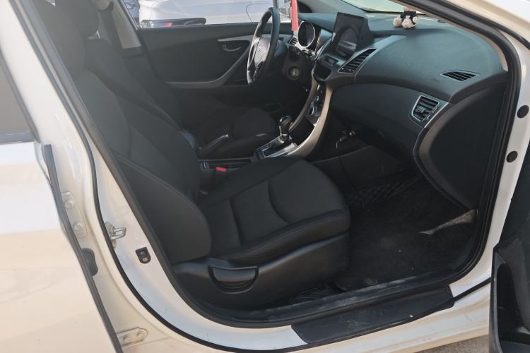Used Hyundai Elantra (5th Generation / Langdong) 2015 1.6L Automatic Fashion Model Right Front Seat
