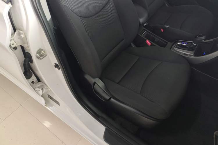 Used Hyundai Elantra (5th Generation / Langdong) 2015 1.6L Automatic Leading Model Right Front Seat