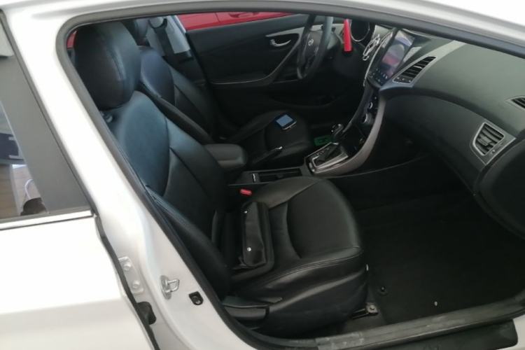 Used Hyundai Elantra (5th Generation / Langdong) 2015 1.6L Automatic Leading Model Right Front Seat