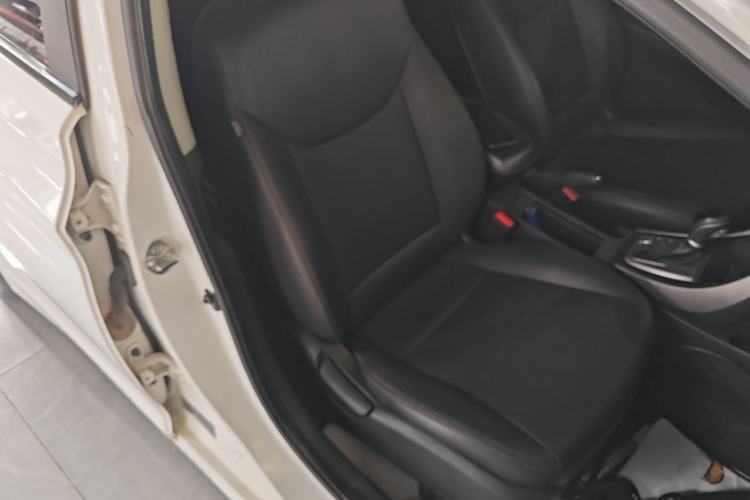 Used Hyundai Elantra (5th Generation / Langdong) 2015 1.6L Automatic Fashion Model Right Front Seat