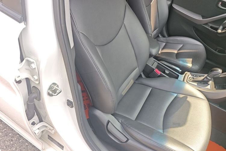 Used Hyundai Elantra (5th Generation / Langdong) 2015 1.6L Automatic Fashion Model Right Front Seat