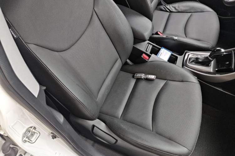 Used Hyundai Elantra (5th Generation / Langdong) 2015 1.6L Automatic Luxury Model Right Front Seat