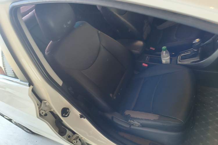 Used Hyundai Elantra (5th Generation / Langdong) 2015 1.6L Automatic Leading Model Right Front Seat
