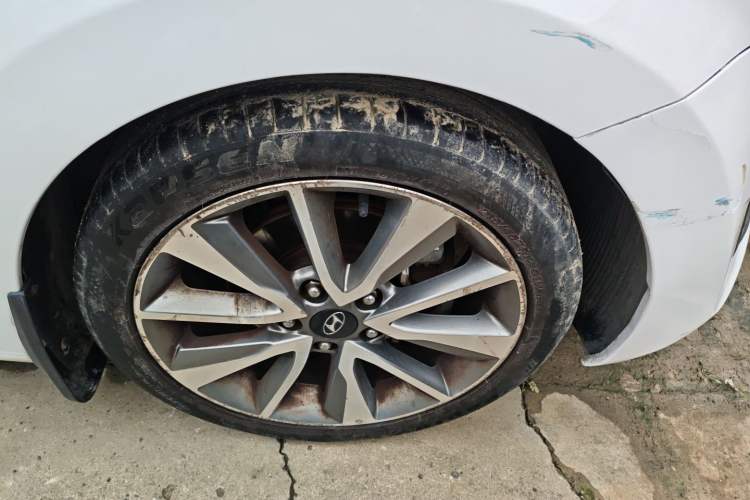 Used Hyundai Elantra (5th Generation / Langdong) 2015 1.6L Automatic Leading Model Right Front Wheel Hub