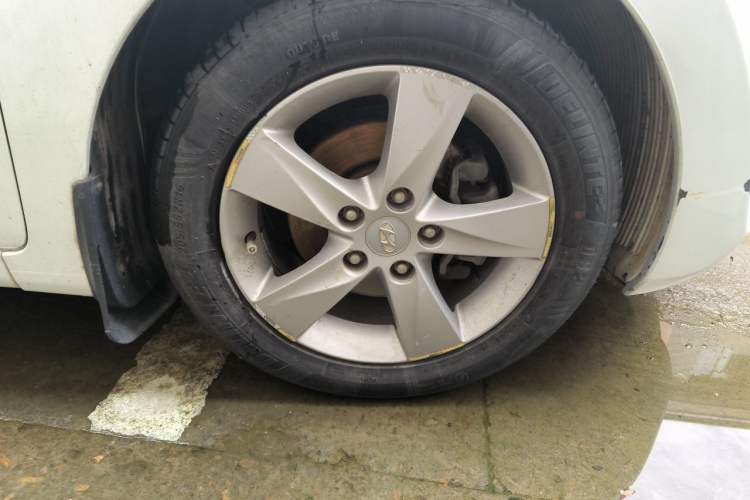 Used Hyundai Elantra (5th Generation / Langdong) 2015 1.6L Manual Fashion Edition Right Front Wheel Hub