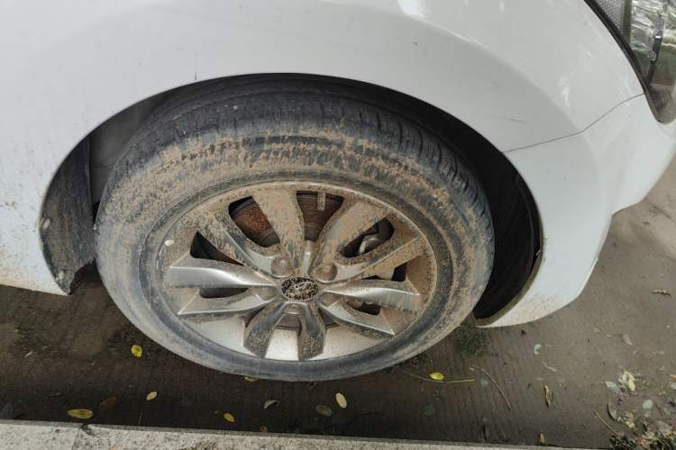 Used Hyundai Elantra (5th Generation / Langdong) 2015 1.6L Automatic Fashion Model Right Front Wheel Hub