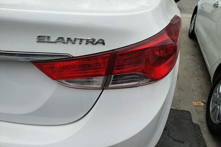 Used Hyundai Elantra (5th Generation / Langdong) 2015 1.6L Manual Leading Model Right Rear Taillight