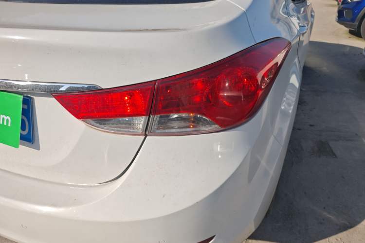 Used Hyundai Elantra (5th Generation / Langdong) 2015 1.6L Automatic Fashion Model Right Rear Taillight