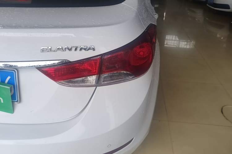 Used Hyundai Elantra (5th Generation / Langdong) 2015 1.6L Automatic Fashion Model Right Rear Taillight