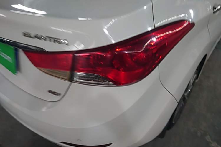 Used Hyundai Elantra (5th Generation / Langdong) 2015 1.6L Automatic Luxury Model Right Rear Taillight