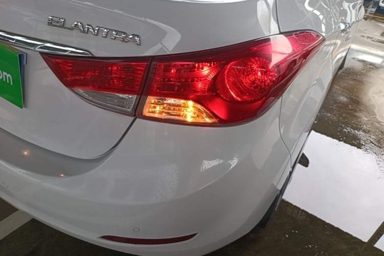 Used Hyundai Elantra (5th Generation / Langdong) 2015 1.6L Automatic Leading Model Right Rear Taillight