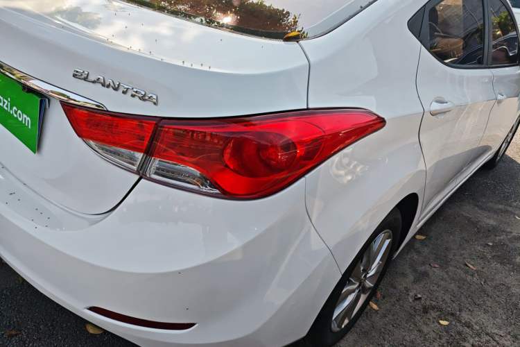 Used Hyundai Elantra (5th Generation / Langdong) 2015 1.6L Manual Fashion Edition Right Rear Taillight