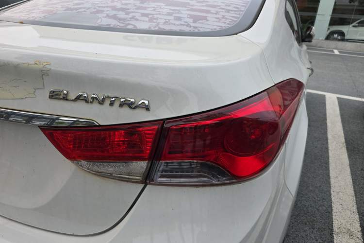 Used Hyundai Elantra (5th Generation / Langdong) 2015 1.6L Automatic Leading Model Right Rear Taillight