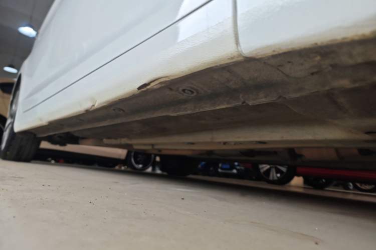 Used Hyundai Elantra (5th Generation / Langdong) 2015 1.6L Automatic Leading Model Right Side Sill