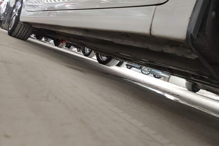 Used Hyundai Elantra (5th Generation / Langdong) 2015 1.6L Automatic Leading Model Right Side Sill