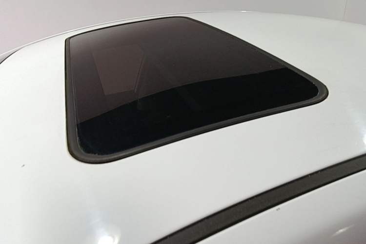 Used Hyundai Elantra (5th Generation / Langdong) 2015 1.6L Automatic Leading Model Roof