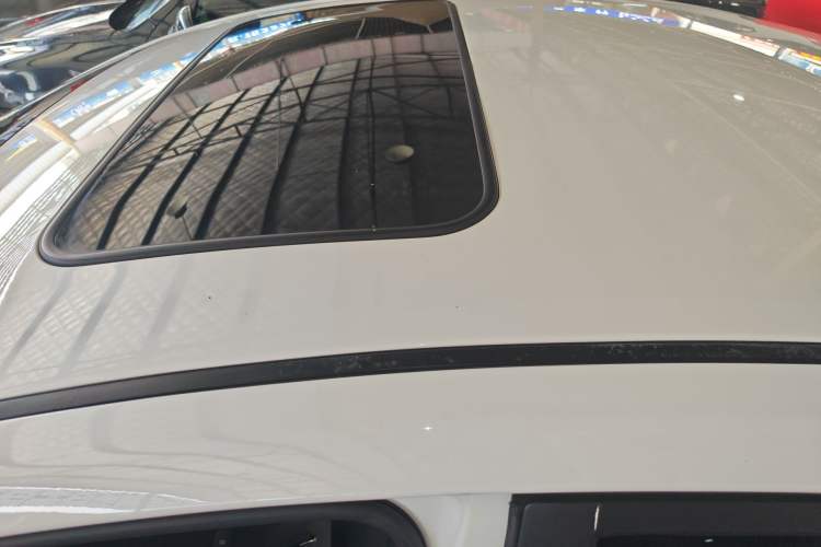 Used Hyundai Elantra (5th Generation / Langdong) 2015 1.6L Automatic Leading Model Roof