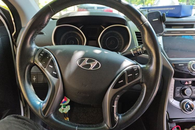 Used Hyundai Elantra (5th Generation / Langdong) 2015 1.6L Automatic Leading Model Steering Wheel