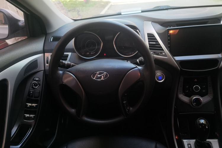 Used Hyundai Elantra (5th Generation / Langdong) 2015 1.6L Automatic Leading Model Steering Wheel