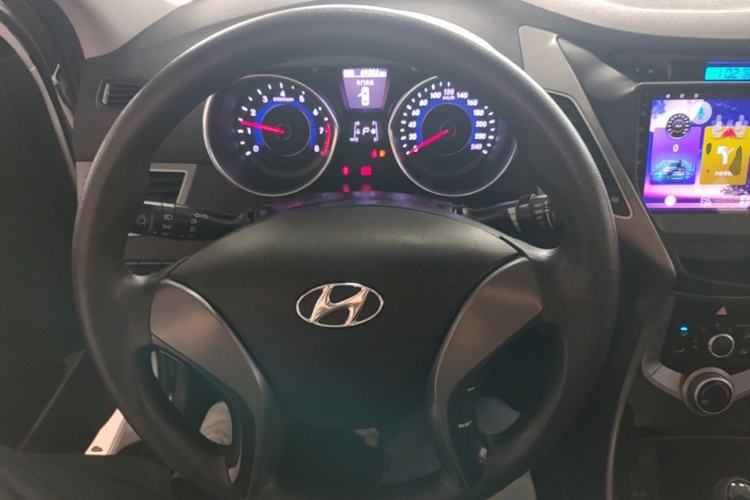 Used Hyundai Elantra (5th Generation / Langdong) 2015 1.6L Automatic Leading Model Steering Wheel