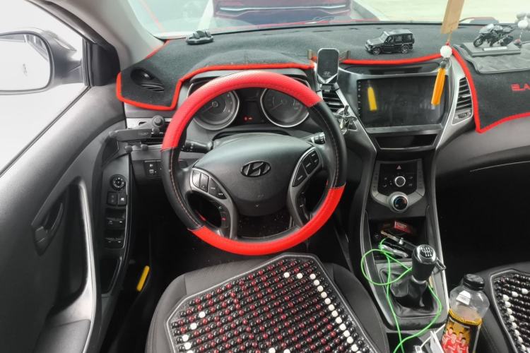 Used Hyundai Elantra (5th Generation / Langdong) 2015 1.6L Manual Fashion Edition Steering Wheel