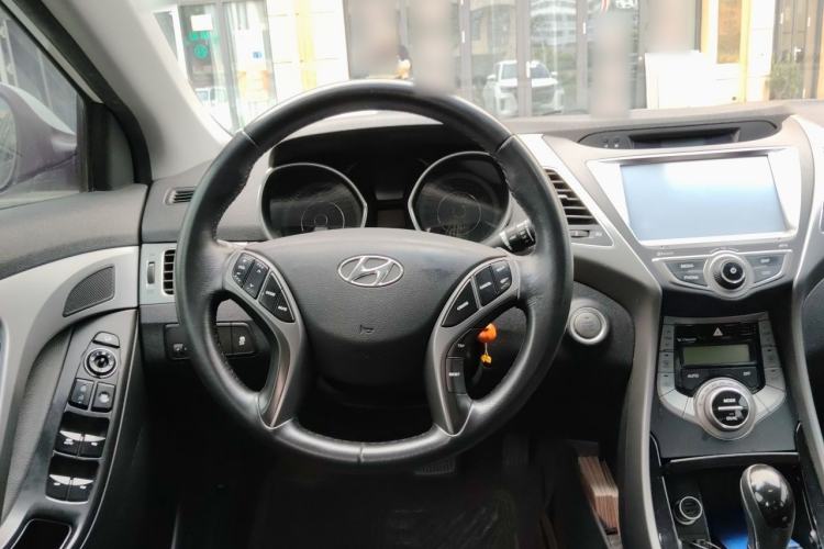 Used Hyundai Elantra (5th Generation / Langdong) 2015 1.6L Automatic Luxury Model Steering Wheel