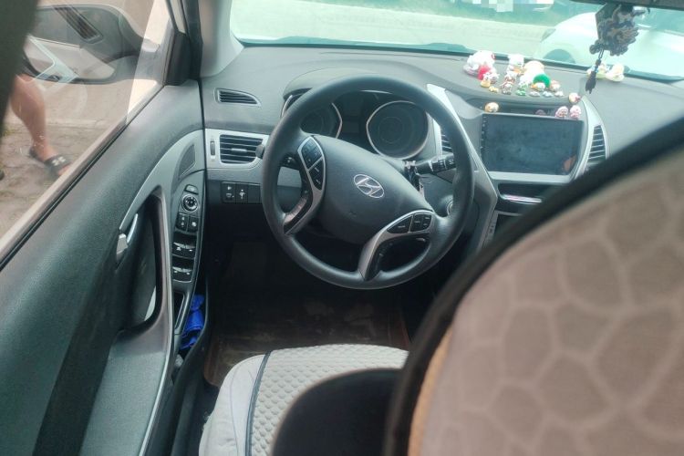 Used Hyundai Elantra (5th Generation / Langdong) 2015 1.6L Automatic Leading Model Steering Wheel