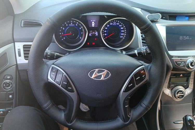 Used Hyundai Elantra (5th Generation / Langdong) 2015 1.6L Automatic Luxury Model Steering Wheel