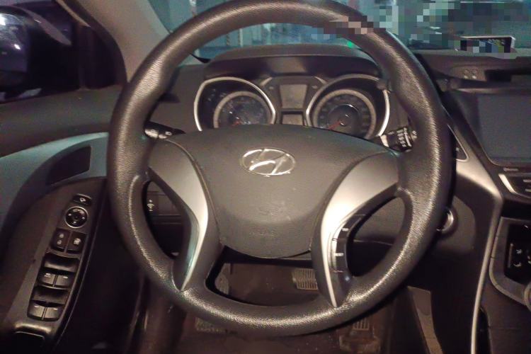 Used Hyundai Elantra (5th Generation / Langdong) 2015 1.6L Automatic Leading Model Steering Wheel