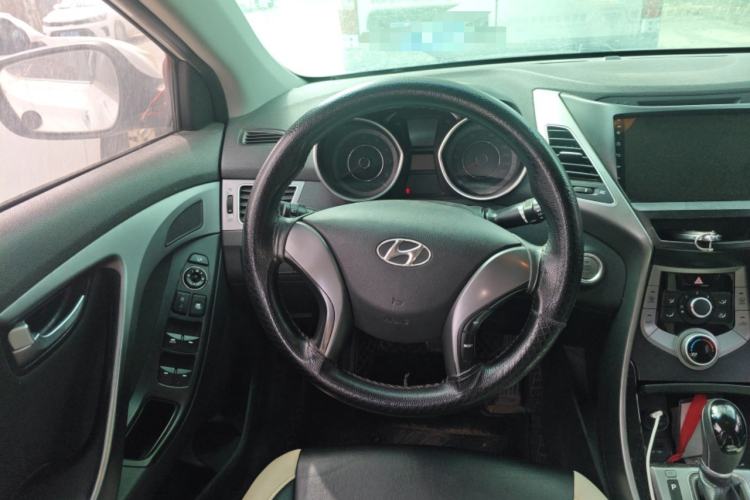 Used Hyundai Elantra (5th Generation / Langdong) 2015 1.6L Automatic Leading Model Steering Wheel