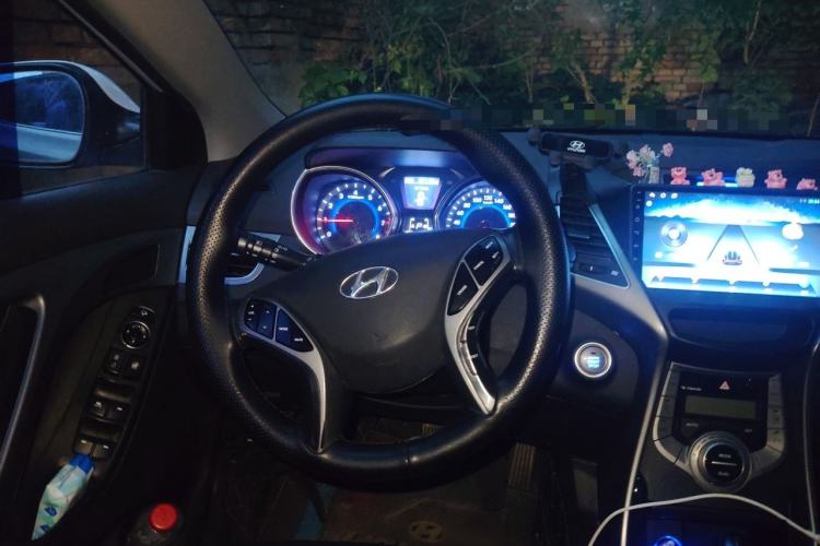 Used Hyundai Elantra (5th Generation / Langdong) 2015 1.6L Automatic Luxury Model Steering Wheel