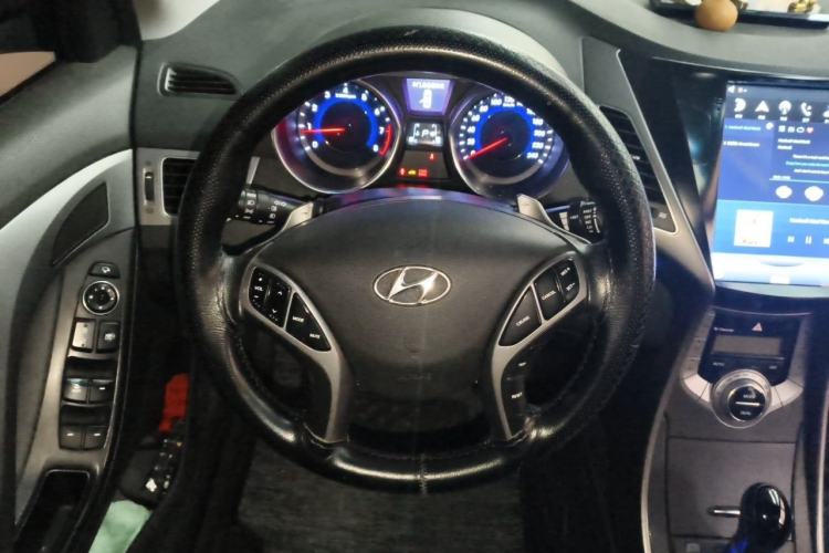 Used Hyundai Elantra (5th Generation / Langdong) 2015 1.6L Automatic Luxury Model Steering Wheel