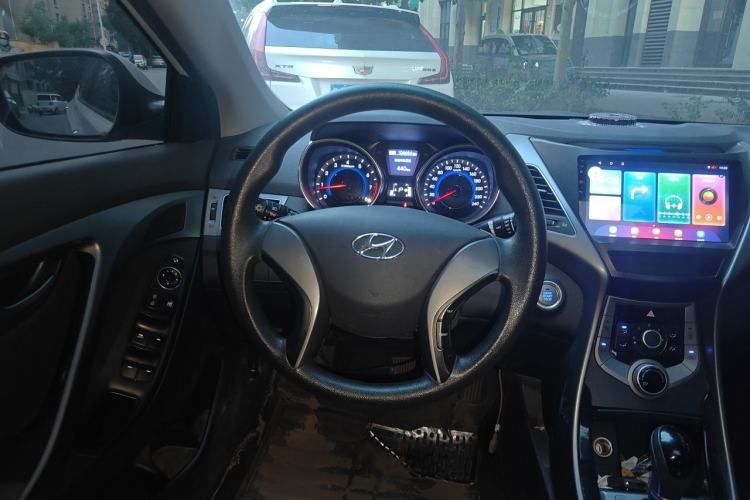 Used Hyundai Elantra (5th Generation / Langdong) 2015 1.6L Automatic Leading Model Steering Wheel