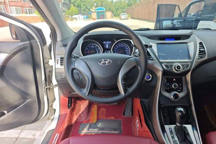 Used Hyundai Elantra (5th Generation / Langdong) 2015 1.6L Automatic Leading Model Steering Wheel