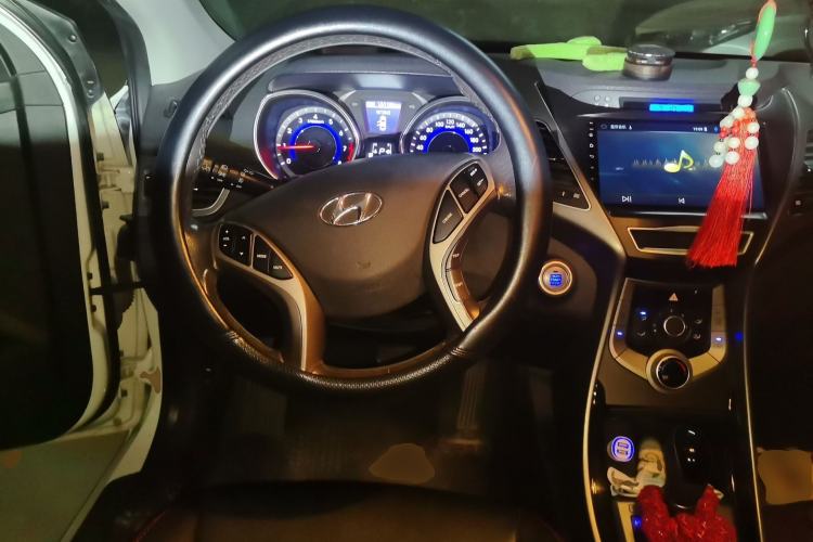 Used Hyundai Elantra (5th Generation / Langdong) 2015 1.6L Automatic Leading Model Steering Wheel