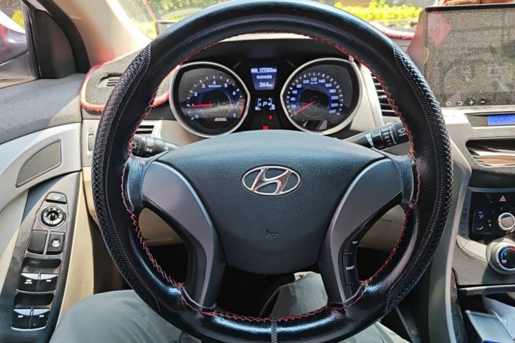 Used Hyundai Elantra (5th Generation / Langdong) 2015 1.6L Automatic Leading Model Steering Wheel