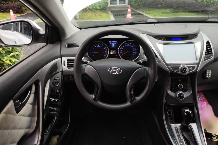 Used Hyundai Elantra (5th Generation / Langdong) 2015 1.6L Automatic Leading Model Steering Wheel