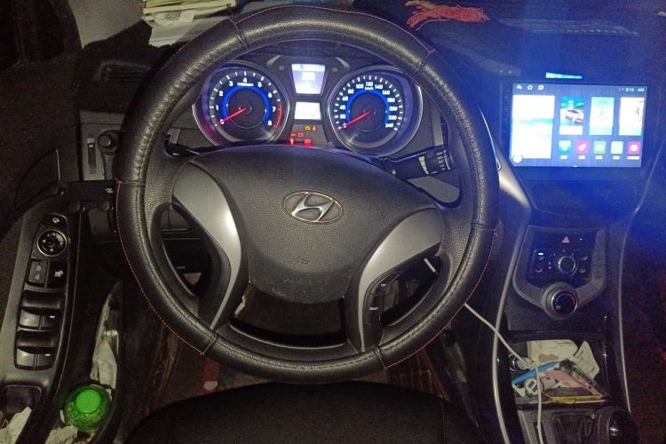 Used Hyundai Elantra (5th Generation / Langdong) 2015 1.6L Automatic Leading Model Steering Wheel