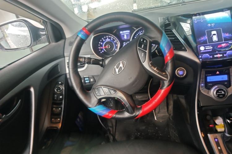 Used Hyundai Elantra (5th Generation / Langdong) 2015 1.6L Automatic Luxury Model Steering Wheel