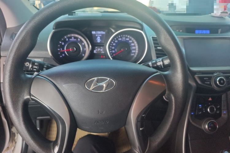Used Hyundai Elantra (5th Generation / Langdong) 2015 1.6L Automatic Leading Model Steering Wheel