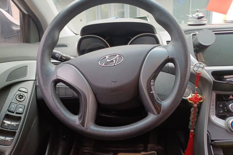 Used Hyundai Elantra (5th Generation / Langdong) 2015 1.6L Automatic Leading Model Steering Wheel