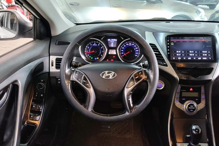 Used Hyundai Elantra (5th Generation / Langdong) 2015 1.6L Automatic Luxury Model Steering Wheel